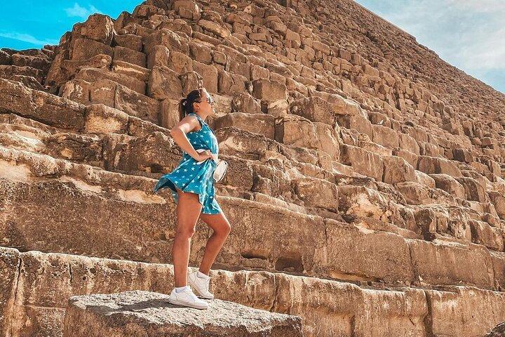 Udforsk Cairo fuld dag guidet bustur fra Hurghada