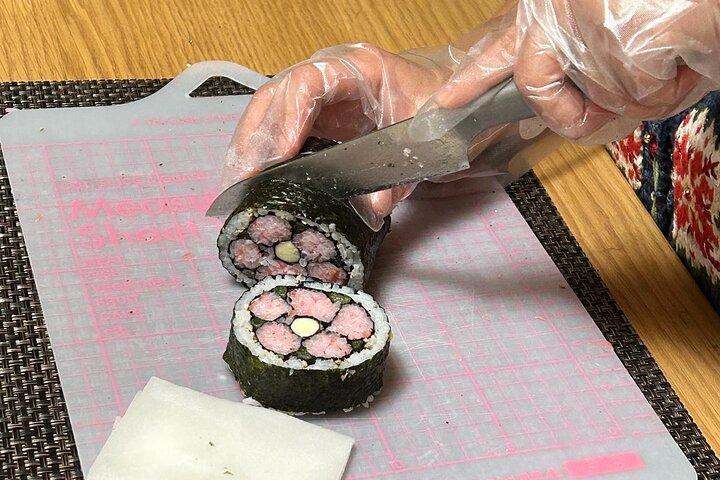 Cours privé de Sushi Roll à Kyoto
