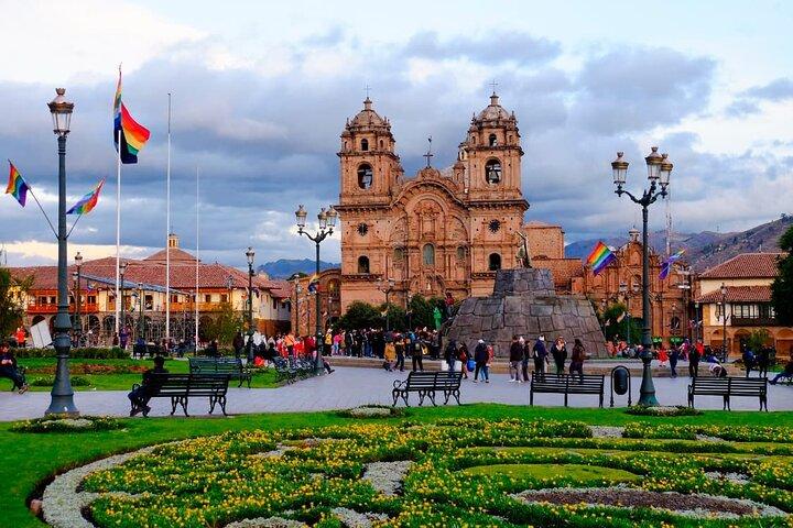 2 - Day Private Sacred Valley Conex, Machu Picchu Tour deluxe.