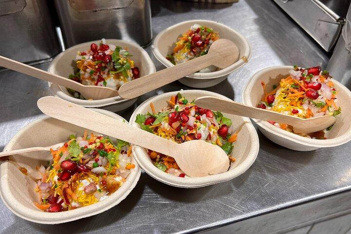 おいしい食べ物の旅: ソウカーペット マーケットのおいしい料理を探索