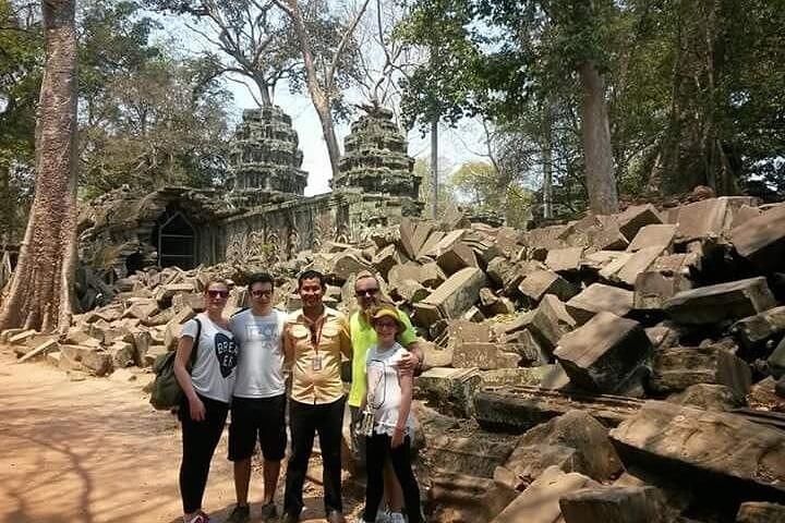 Angkor Wat Fullday Tour per piccoli gruppi