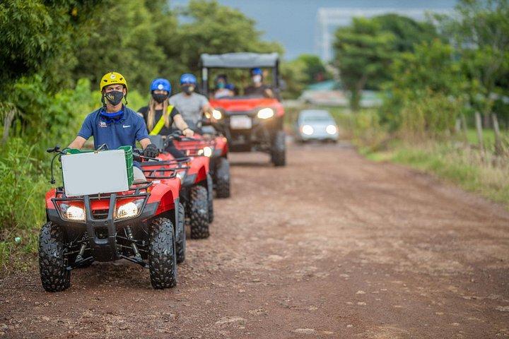 タマリンド、フラミンゴ、コンチャル、グランデからの 3 時間 ATV 人里離れたビーチ ツアー