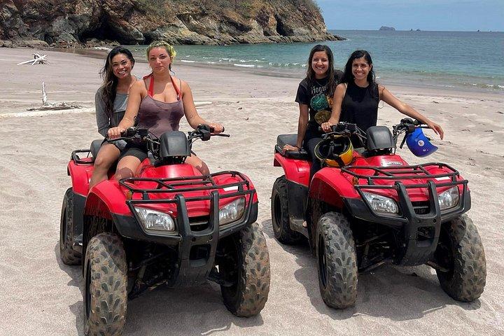 タマリンド、フラミンゴ、コンチャル、グランデからの 3 時間 ATV 人里離れたビーチ ツアー