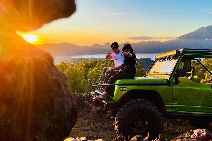 サンライズ・ジープ・アドベンチャー・アット・バトゥール火山プライベートガイドツアー