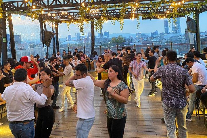 Full CDMX Experience | Prepare Your Own Tequila, Eat Tacos & Take a Dance Class