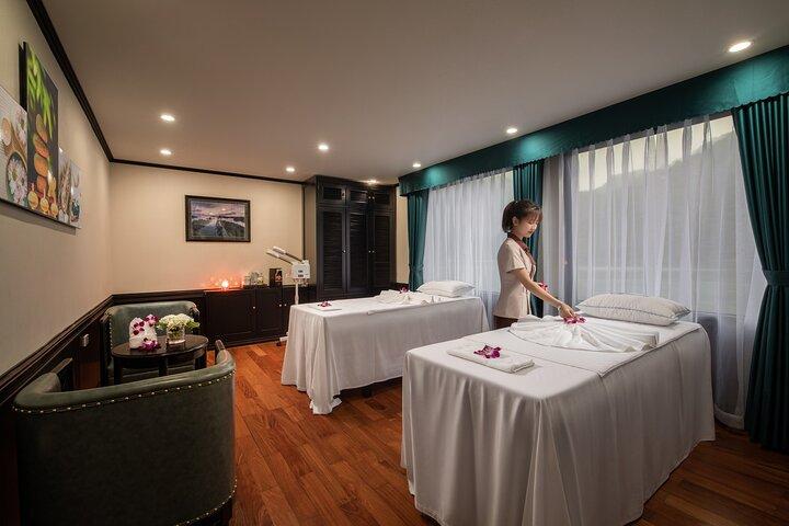3D2N Luxury HaLong Bay with Aspira Cruise: kayak, Cat Ba island