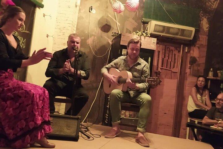 Show Flamenco con degustación de vinos y tapas en Bodega La Jara