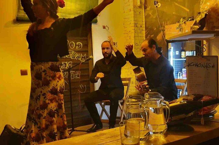 Show Flamenco con degustación de vinos y tapas en Bodega La Jara