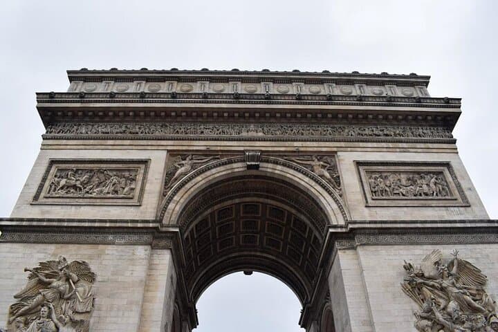 Arc de Triomphe Rooftop Tickets - Optional Private Guide