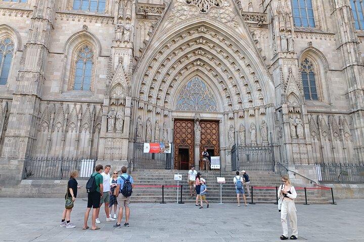 Cathedral of Barcelona Entrance Ticket - Optional Private Guide