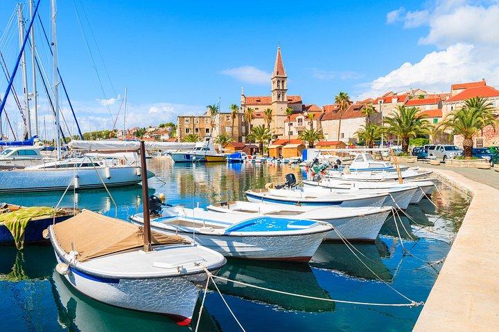 HVAR & 4 Islands PRIVATE BOAT TOUR