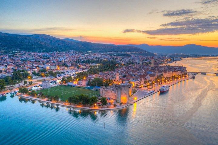 HVAR & 4 Islands PRIVATE BOAT TOUR