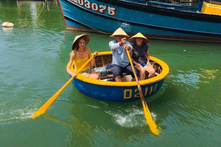 Eco Basket Boat By Bicycle and Vietnamese Set Menu