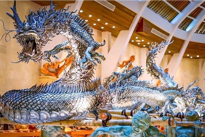 ウブド ツアー : ジャングル スイング - カンプハン リッジ ウォーク - テグヌンガン滝
