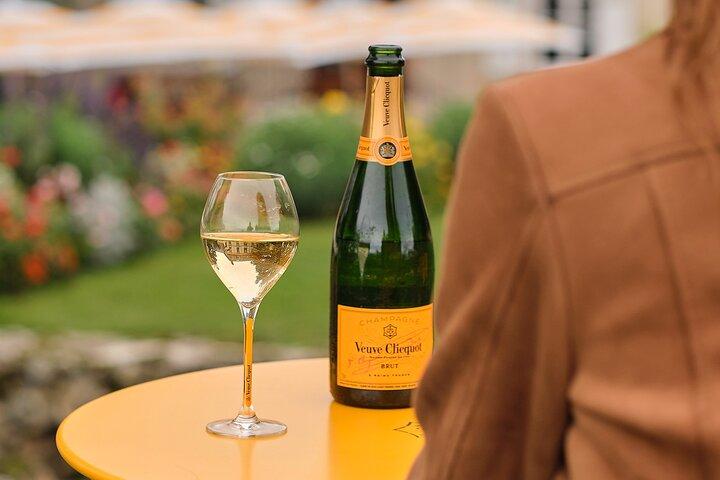 Veuve Clicquot-Verkostung und unterhaltsame private Tour in der Champagne