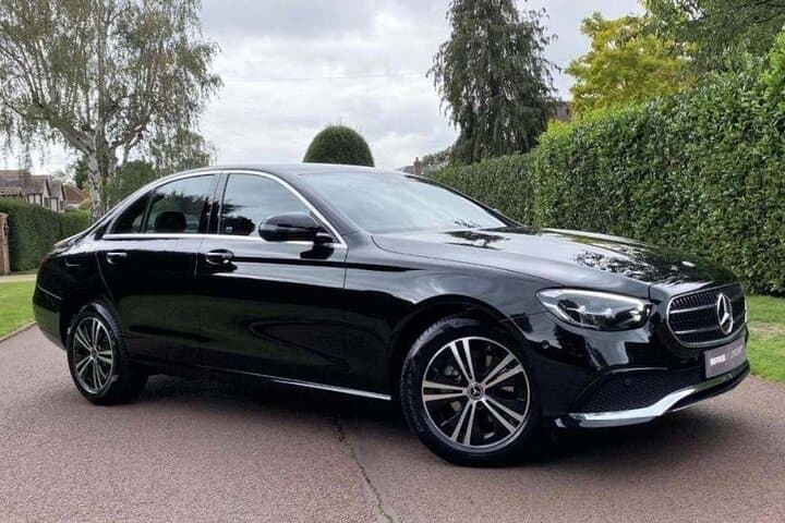 Arrival Transfer from Paris Train Stations to Paris by car or van