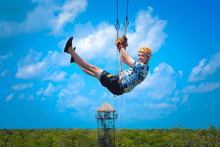 Tour ATV di fascia alta! Zipline e cenote sotterraneo da Tulum