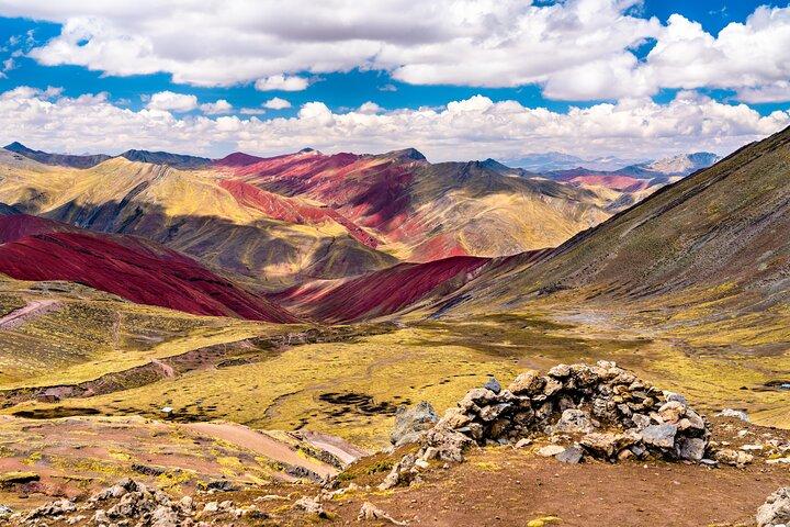 Full-Day Guided Tour to Palccoyo Rainbow Mountain
