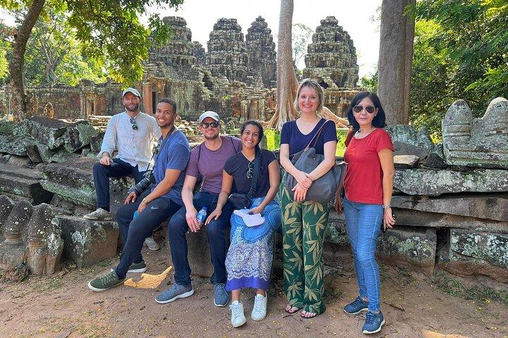 Private Temples and Lake Explorer