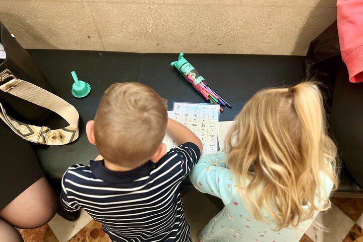 Tour privado del Louvre en París para niños y familias
