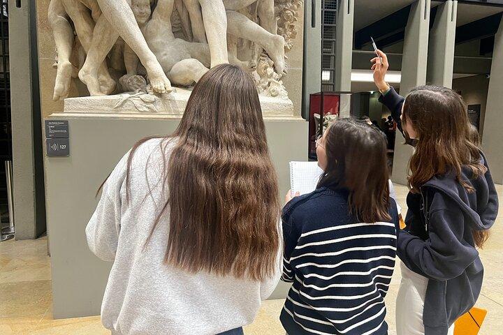 Spring køen over Orsay Museum privat tur i Paris for børn og familier