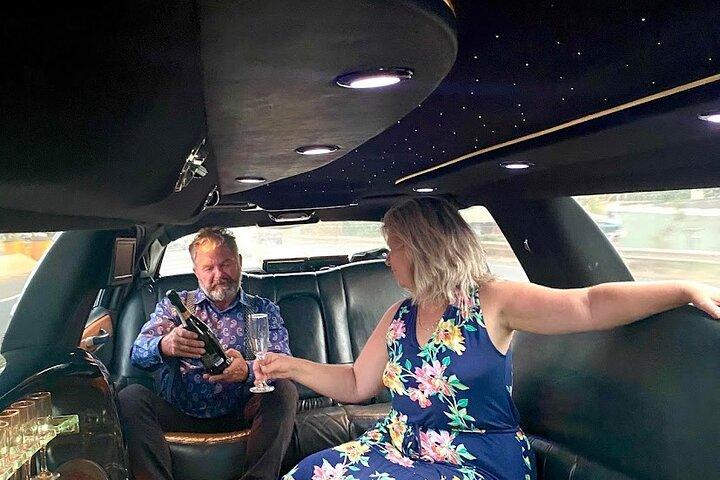 Stretch Limousine privétransfer rond het eiland Maui