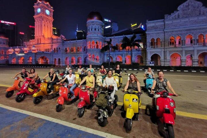 Oldtimer-Vespas-Feinschmecker-Tour in Kuala Lumpur