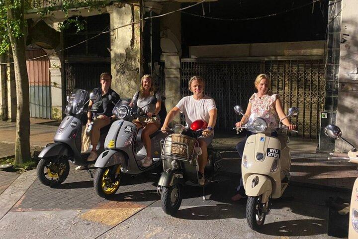 Oldtimer-Vespas-Feinschmecker-Tour in Kuala Lumpur