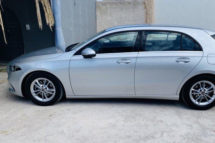 Transfer Privado de/para Perissa e Perivolos Beach em Santorini