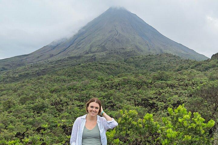 Private Guide Hanging Bridges, Fortuna Waterfall, Arenal Volcano