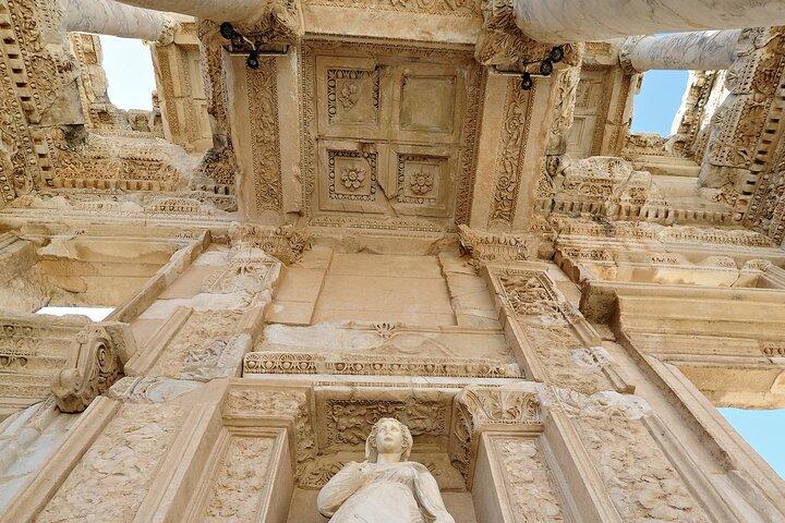 2-Day Private Ephesus & Pamukkale Tour with Flights & Hotel
