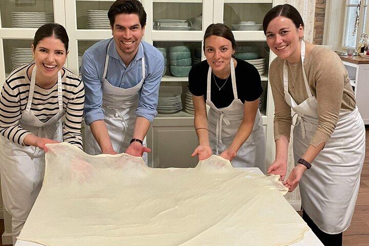 ハンガリアン・シュトゥルーデル作り教室：ストレッチ＆フィルの2つの方法