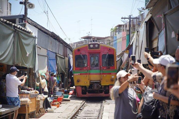 Marché flottant et visite guidée d'Ayutthaya au départ de Bangkok