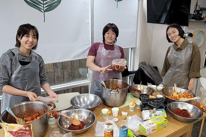 Busan Kkakdugi(koreansk radise Kimchi) klasse med forskellige muligheder