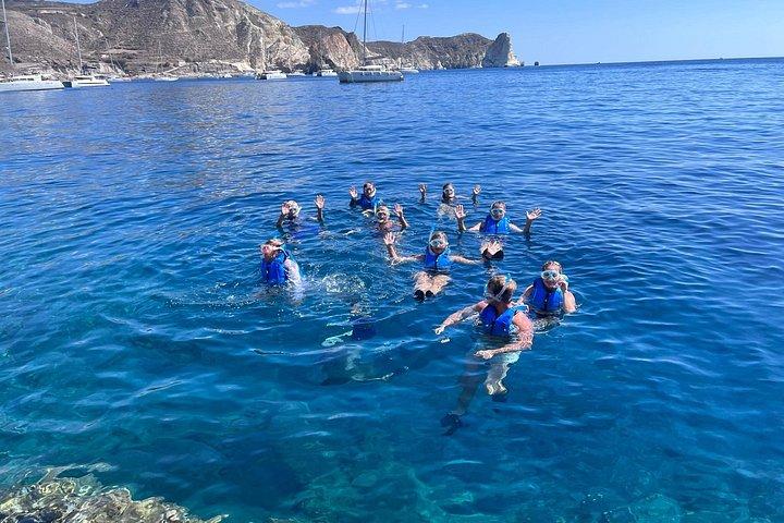 Serenity Kayak : シュノーケリングとピクニックを伴う海の洞窟カヤック旅行