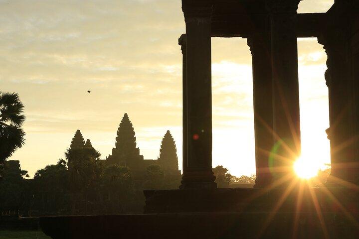 Tour all'alba dei templi di Angkor da Siem Reap
