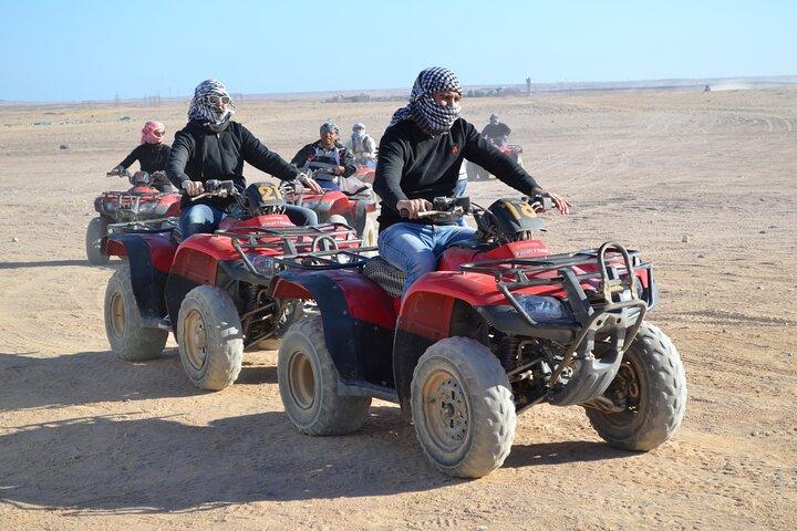 Hurghada Desert Safari: Jeep, Quad Bike, Camel Ride & BBQ-middag