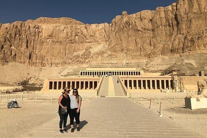Private Day Tour Luxor West Bank with Hot Air Balloon include