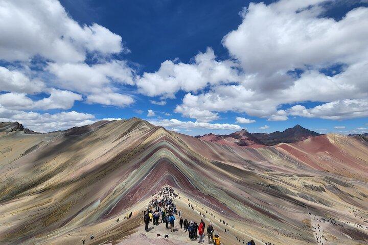 Tour privato di Vinicunca Rainbow Mountain e Red Valley da Cusco