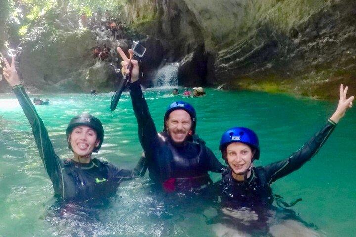 Privado Kawasan Falls Canyoneering w/ Almoço