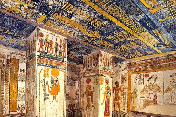 Excursão privada de luxo às margens leste e oeste de Luxor.