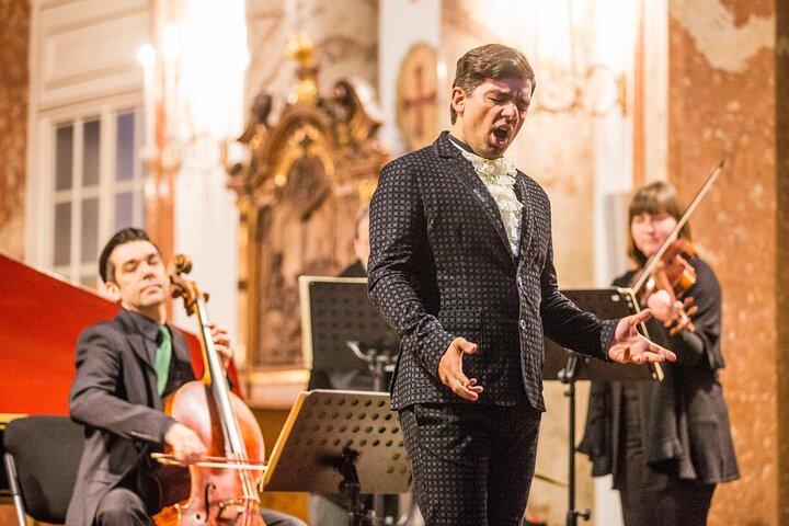 Klassisk koncert Vivaldi 4 sæsoner i Karlskirche Wien