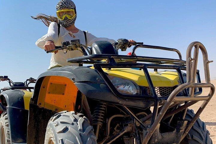 Hurghada por la mañana Quad Bike Desert Safari viaje
