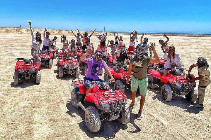 Hurghada por la mañana Quad Bike Desert Safari viaje