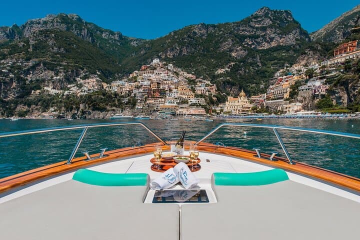 Private Amalfi Coast Cruise: Positano, Amalfi & Swim Stops
