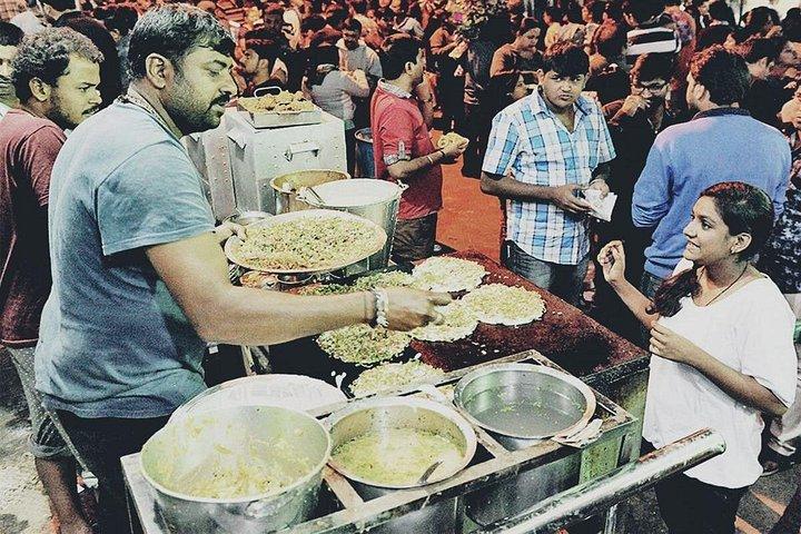 Upplev Bangalore - stadsrundtur, autentisk mat och marknad (mat/kultur/historia)