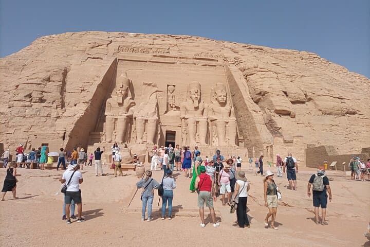 Private Day Tour to Abu Simbel Temples from Luxor