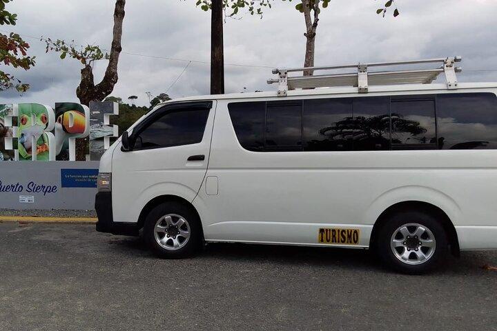 Direct Shared Shuttle from Monteverde to Tamarindo