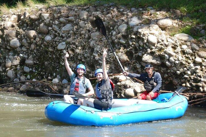 Costa Rica Pura Vida Rafting Sarapiqui Fluss Klasse III-IV