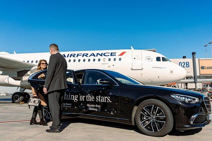 Traslado de Aeropuerto de Ammán a Ammán con Servicio VIP de Meet and Assist
